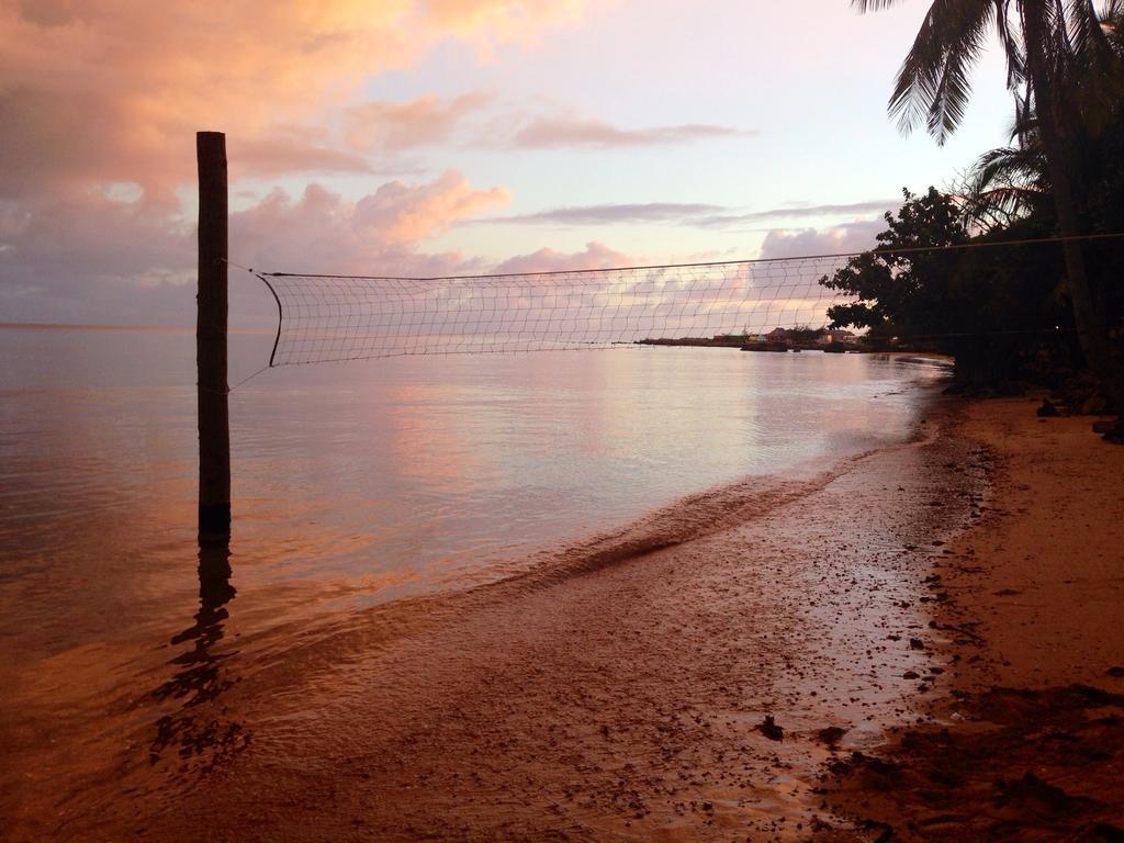 Funky Fish Beach & Surf Resort Solevu Chambre photo