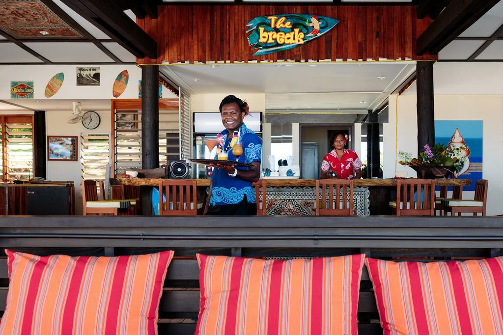 Funky Fish Beach & Surf Resort Solevu Extérieur photo