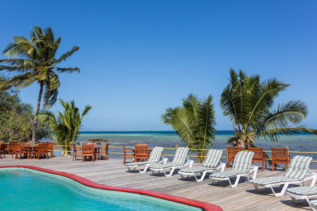 Funky Fish Beach & Surf Resort Solevu Extérieur photo