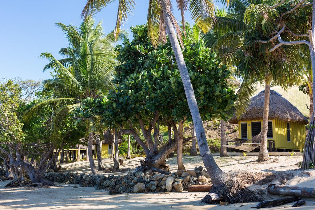 Funky Fish Beach & Surf Resort Solevu Extérieur photo